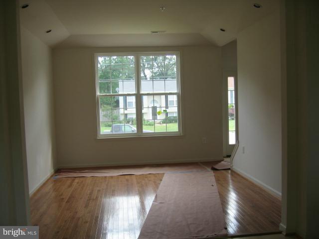 8610 Chestnut Ridge Drive Laurel, MD 20707 - Photo 1 of 15 Interior (General)