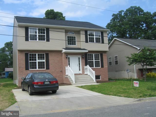 8610 Chestnut Ridge Drive Laurel, MD 20707 - Photo 15 of 15 Exterior (Front)