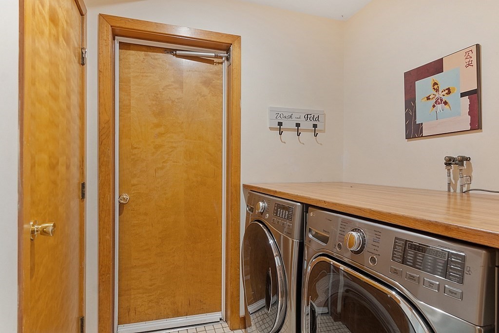 310 Stow Road Harvard, MA 01451 - Photo 15 of 28