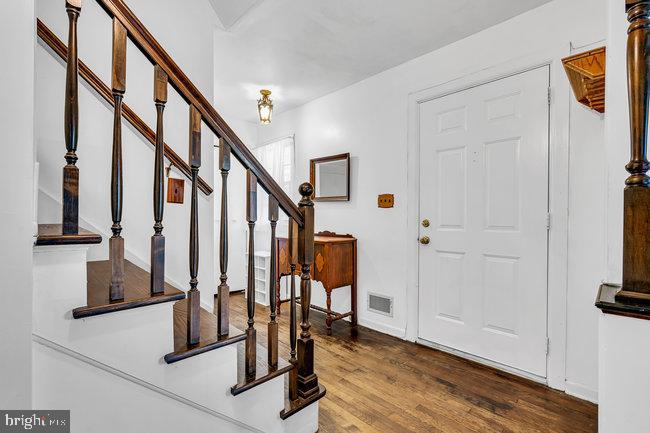 401 Dutch Neck Road Hightstown, NJ 08520 - Photo 3 of 23 Gallery Image 3