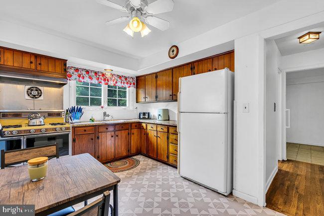 401 Dutch Neck Road Hightstown, NJ 08520 - Photo 9 of 23 Gallery Image 9