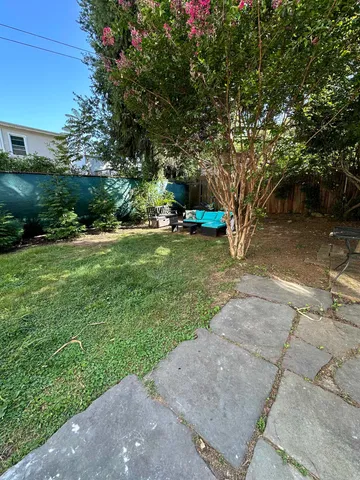 $1,650 | 46-48 East 17th Street, Unit 3R, Bayonne, NJ 07002