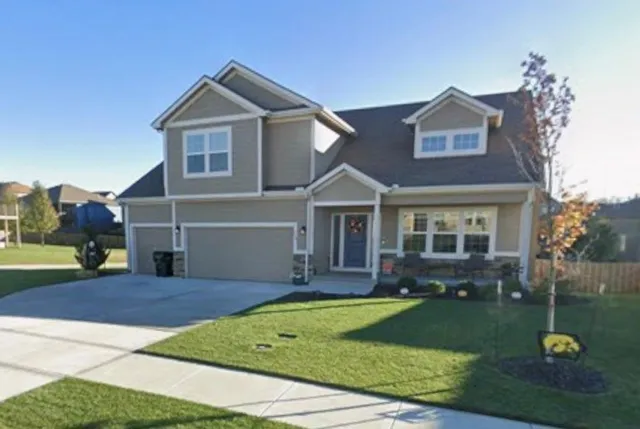 $499,000 | 2121 Sycamore Street, Leavenworth, KS 66048