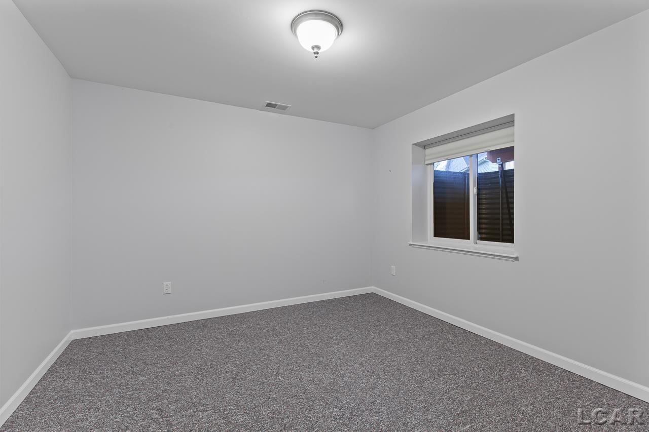 634 Ridge Lane, Unit 42B Tecumseh, MI 49286 - Photo 28 of 37