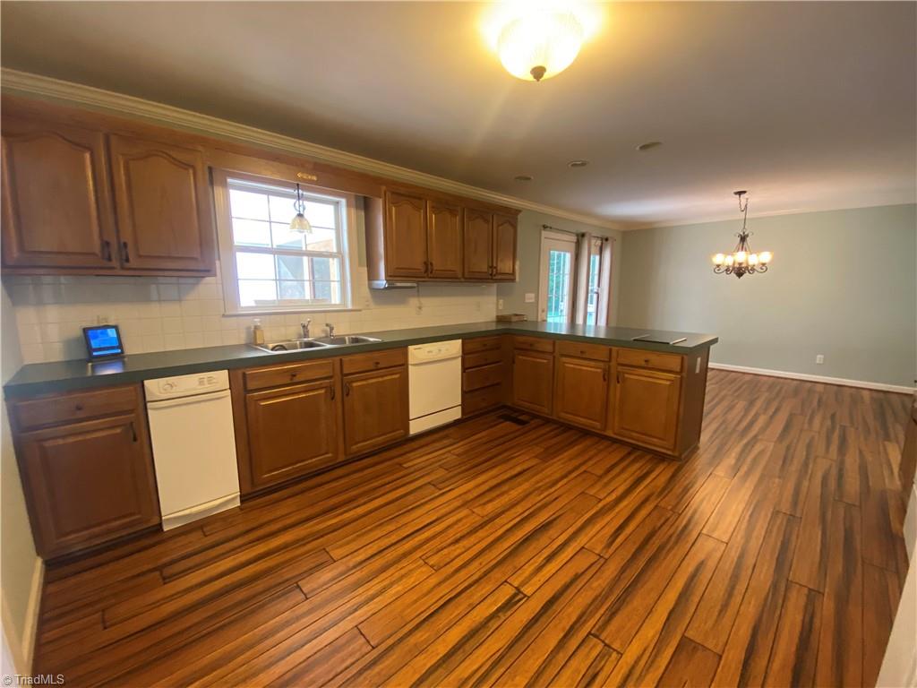 229 Dublin Road Advance, NC 27006 - Photo 11 of 41 Kitchen
