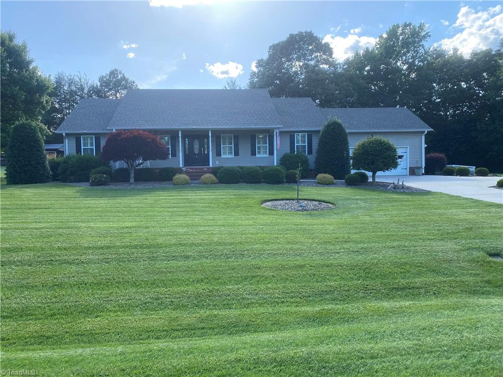 229 Dublin Road Advance, NC 27006 - Photo 3 of 41 229 Dublin Rd