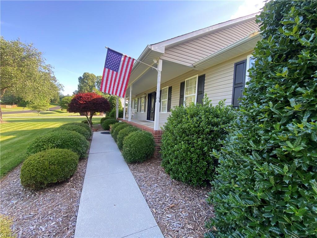 229 Dublin Road Advance, NC 27006 - Photo 4 of 41 Front Porchh