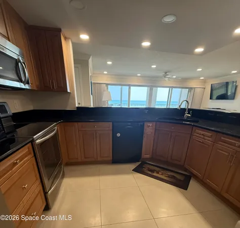$3,500 | 1905 Atlantic Street, Unit 312, Melbourne Beach, FL 32951