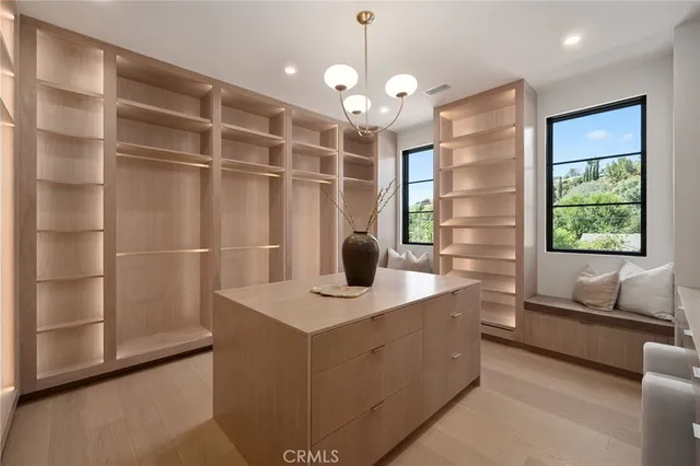 $4,899,000 | 23416 Califa Street, Woodland Hills, CA 91367