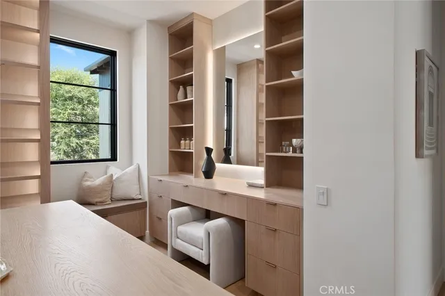 $4,899,000 | 23416 Califa Street, Woodland Hills, CA 91367