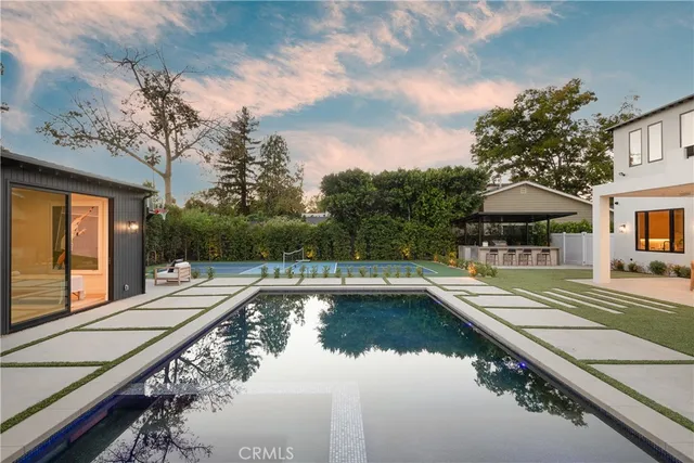$4,899,000 | 23416 Califa Street, Woodland Hills, CA 91367