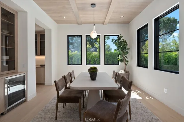 $4,899,000 | 23416 Califa Street, Woodland Hills, CA 91367