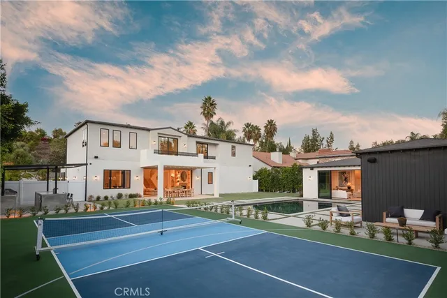 $4,899,000 | 23416 Califa Street, Woodland Hills, CA 91367