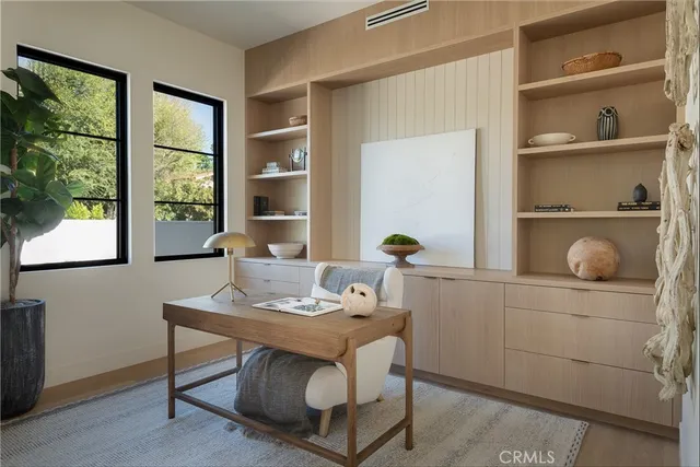 $4,899,000 | 23416 Califa Street, Woodland Hills, CA 91367