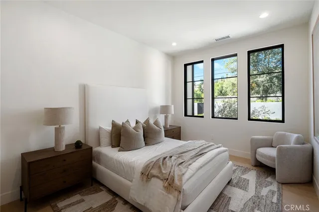 $4,899,000 | 23416 Califa Street, Woodland Hills, CA 91367