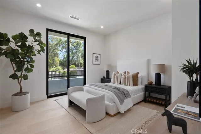 $4,899,000 | 23416 Califa Street, Woodland Hills, CA 91367