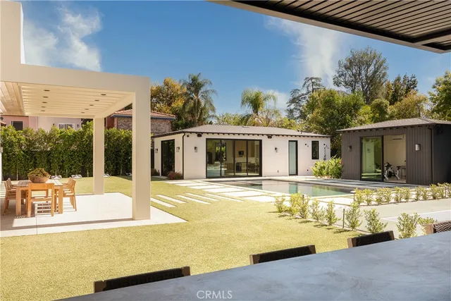 $4,899,000 | 23416 Califa Street, Woodland Hills, CA 91367