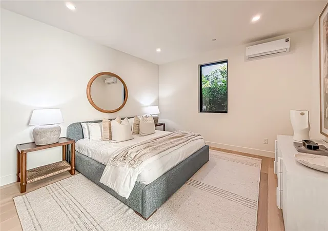 $4,899,000 | 23416 Califa Street, Woodland Hills, CA 91367