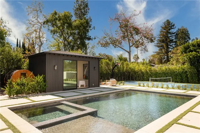 $4,899,000 | 23416 Califa Street, Woodland Hills, CA 91367
