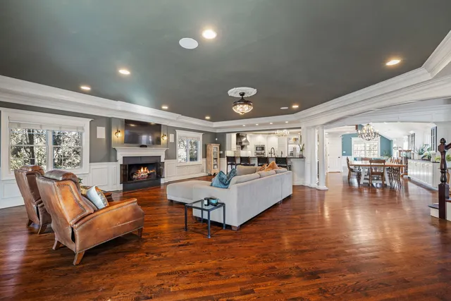 $1,450,000 | 4S728 Karns Road, Naperville, IL 60563