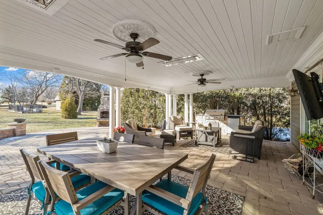 $1,450,000 | 4S728 Karns Road, Naperville, IL 60563