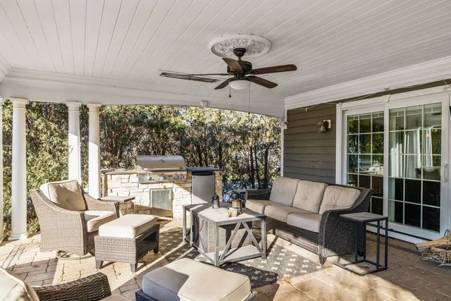 $1,450,000 | 4S728 Karns Road, Naperville, IL 60563