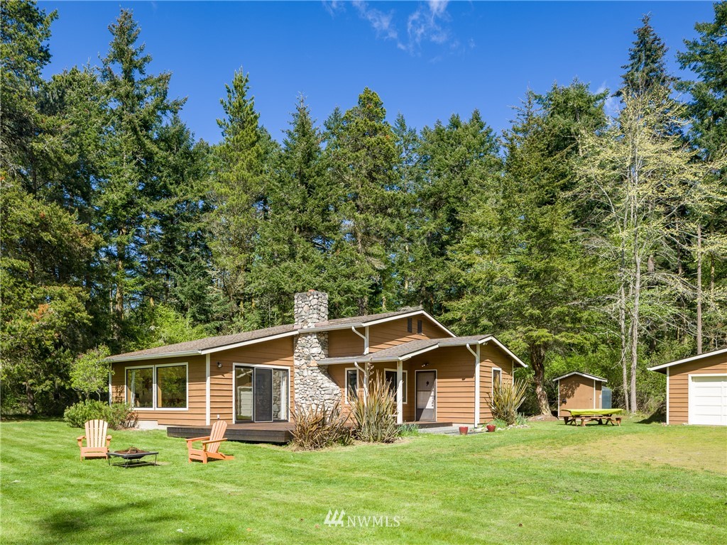 877 Lopez Road Lopez Island, WA 98261 - Photo 1 of 17