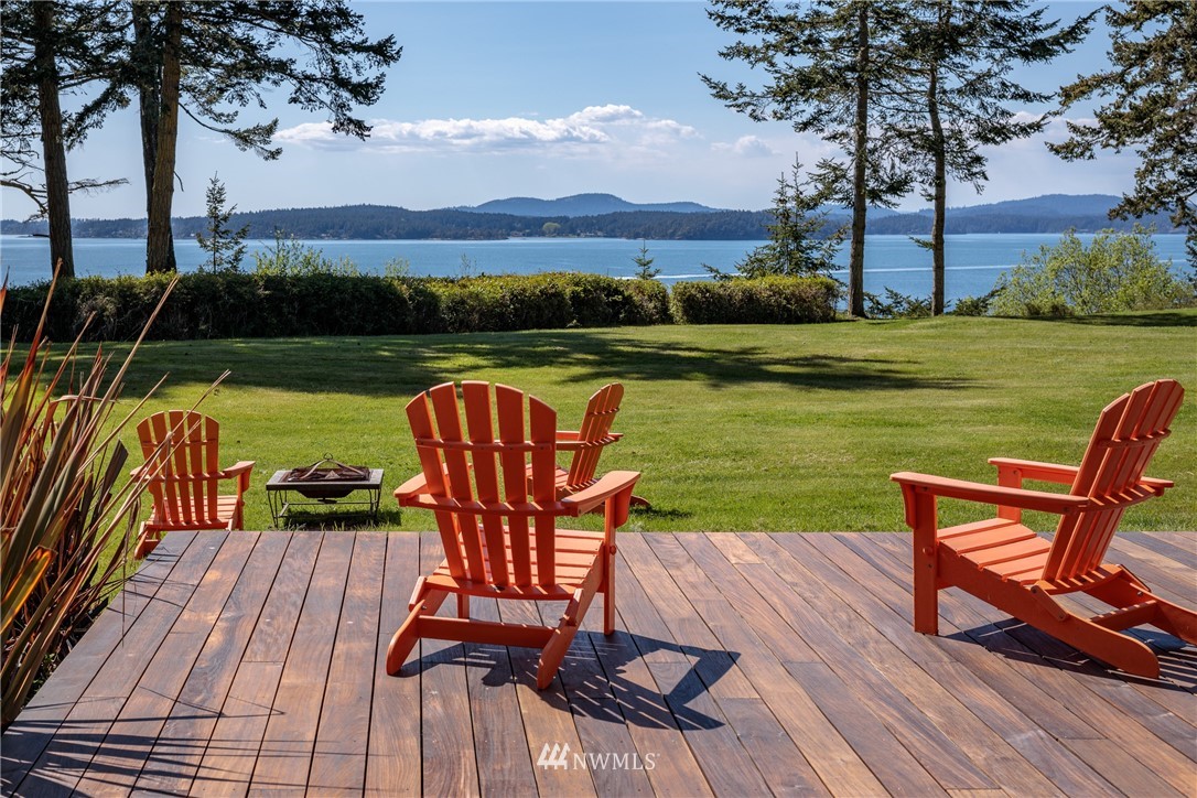 877 Lopez Road Lopez Island, WA 98261 - Photo 2 of 17