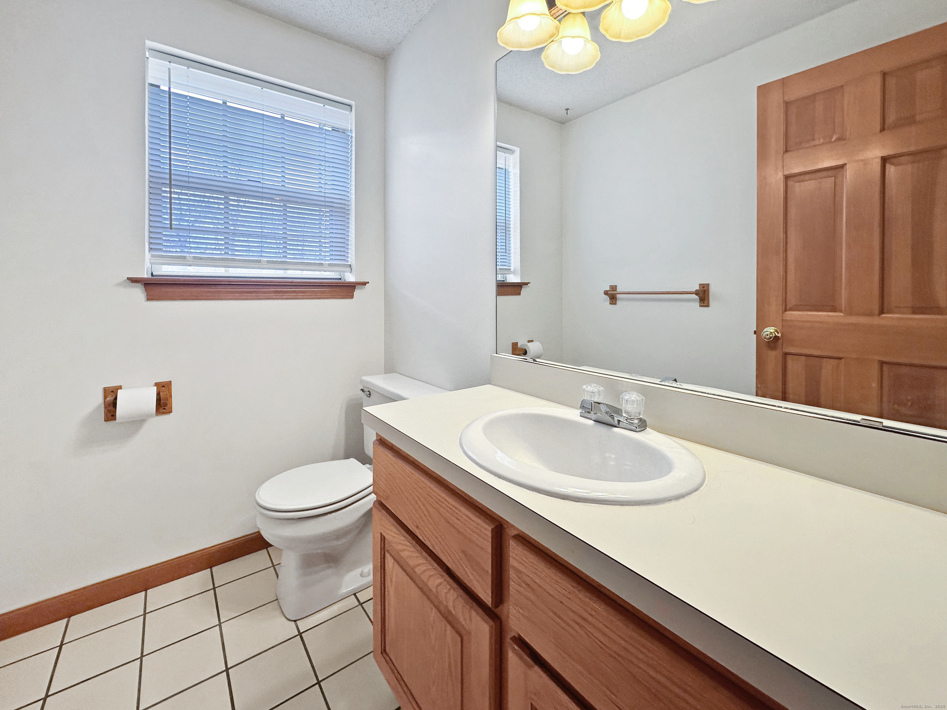 76 North Mountain Road, Unit B New Britain, CT 06053 - Photo 17 of 25