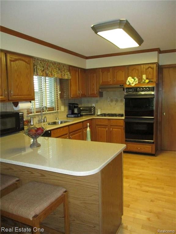 1991 Edgemont Court Rochester Hills, MI 48306 - Photo 18 of 57