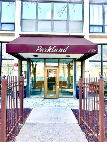 $163,900 | 6701 South Crandon Avenue, Unit 9B, Chicago, IL 60649