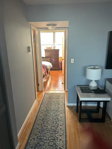 $163,900 | 6701 South Crandon Avenue, Unit 9B, Chicago, IL 60649