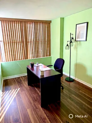 $163,900 | 6701 South Crandon Avenue, Unit 9B, Chicago, IL 60649