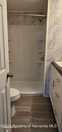 a view of walk in closet