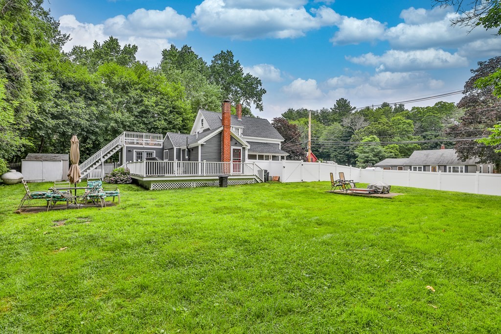 120 North Street Georgetown, MA 01833 - Photo 4 of 37