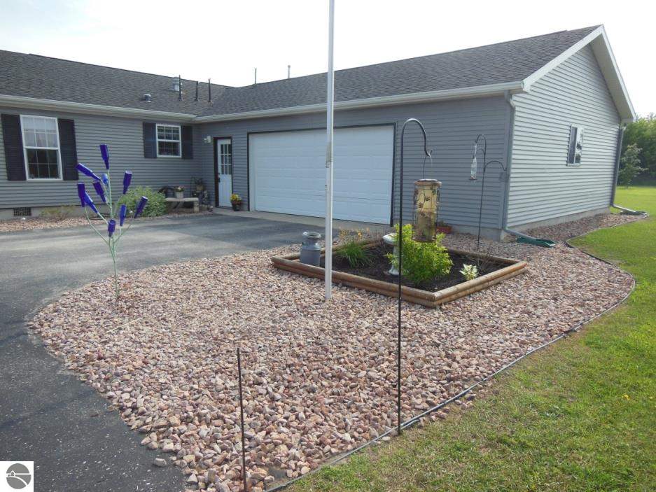 254 South Wise Road Mount Pleasant, MI 48858 - Photo 21 of 21 1779463-20.JPG