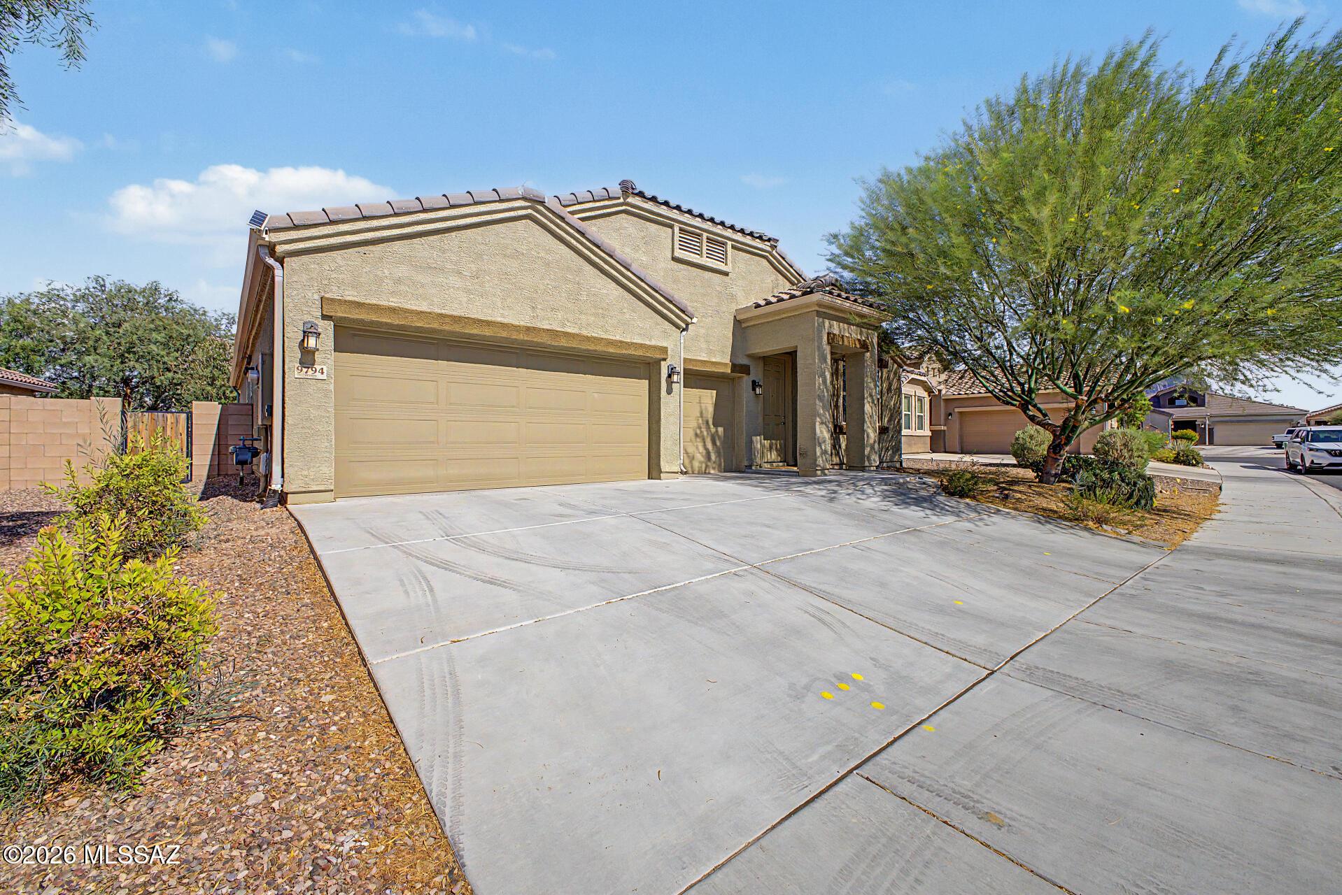 9794 North Howling Wolf Road Marana, AZ 85653 - Photo 5 of 41 03-Howling Wolf