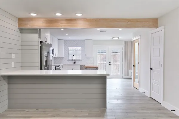 $1,800 | 9511 Fondren Road, Houston, TX 77074