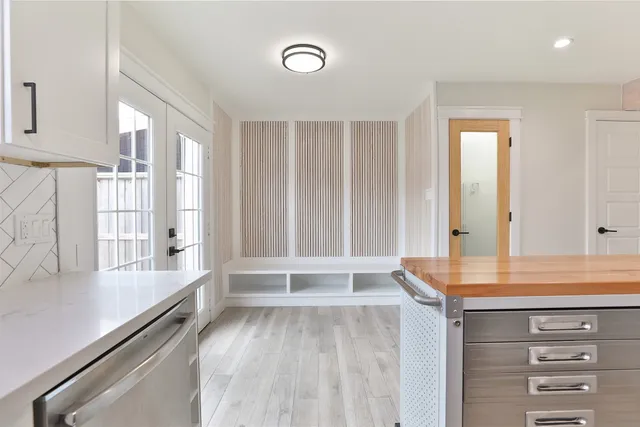 $2,000 | 9511 Fondren Road, Houston, TX 77074