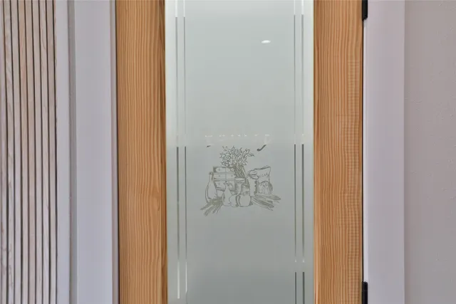 $2,000 | 9511 Fondren Road, Houston, TX 77074