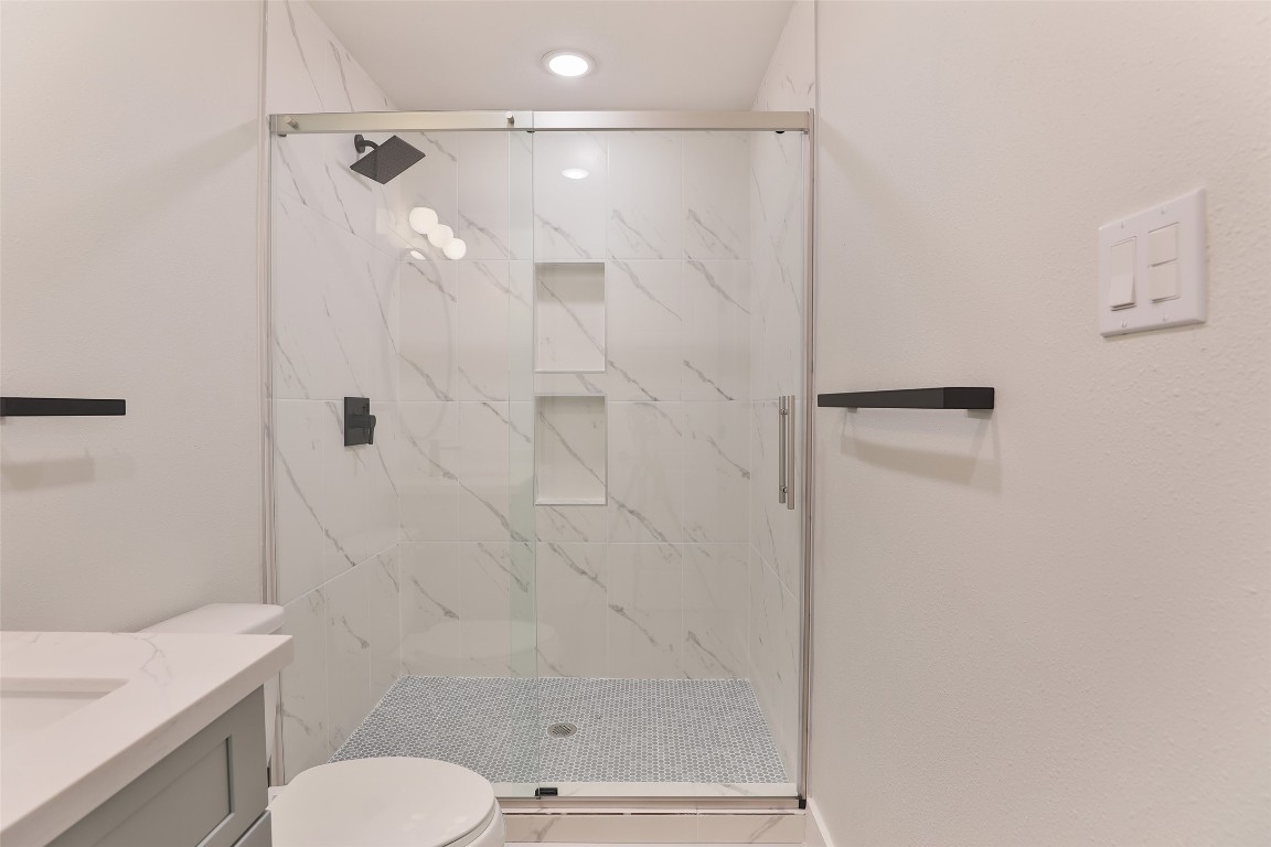 9511 Fondren Road Houston, TX 77074 - Photo 26 of 38