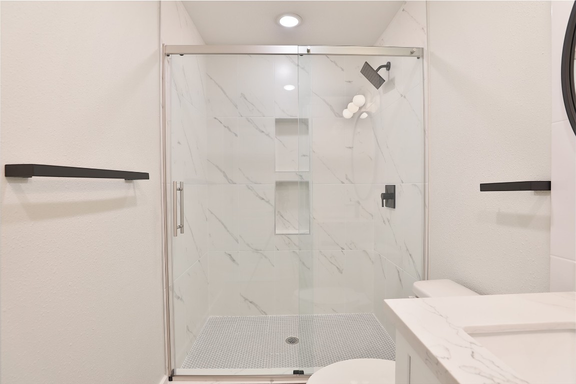 9511 Fondren Road Houston, TX 77074 - Photo 30 of 38