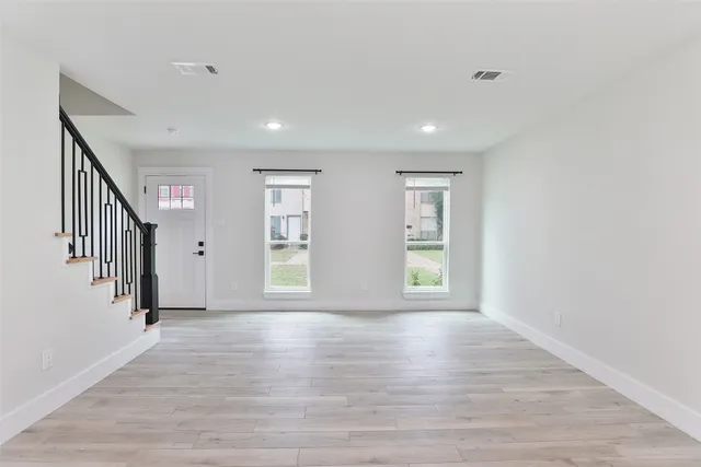 $2,000 | 9511 Fondren Road, Houston, TX 77074