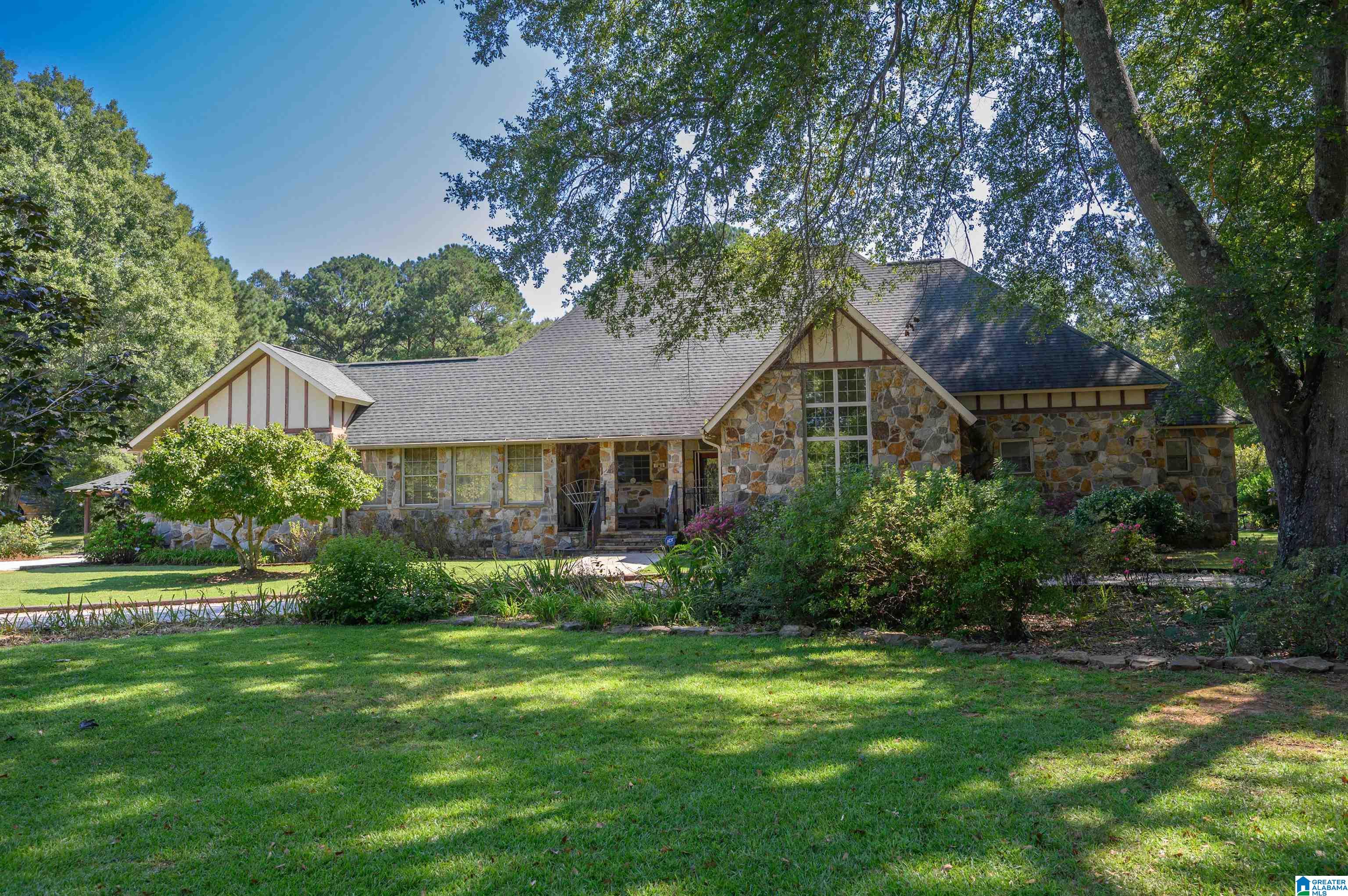 497 Cove Road Wilsonville, AL 35186 - Photo 2 of 65 Gallery Image 2