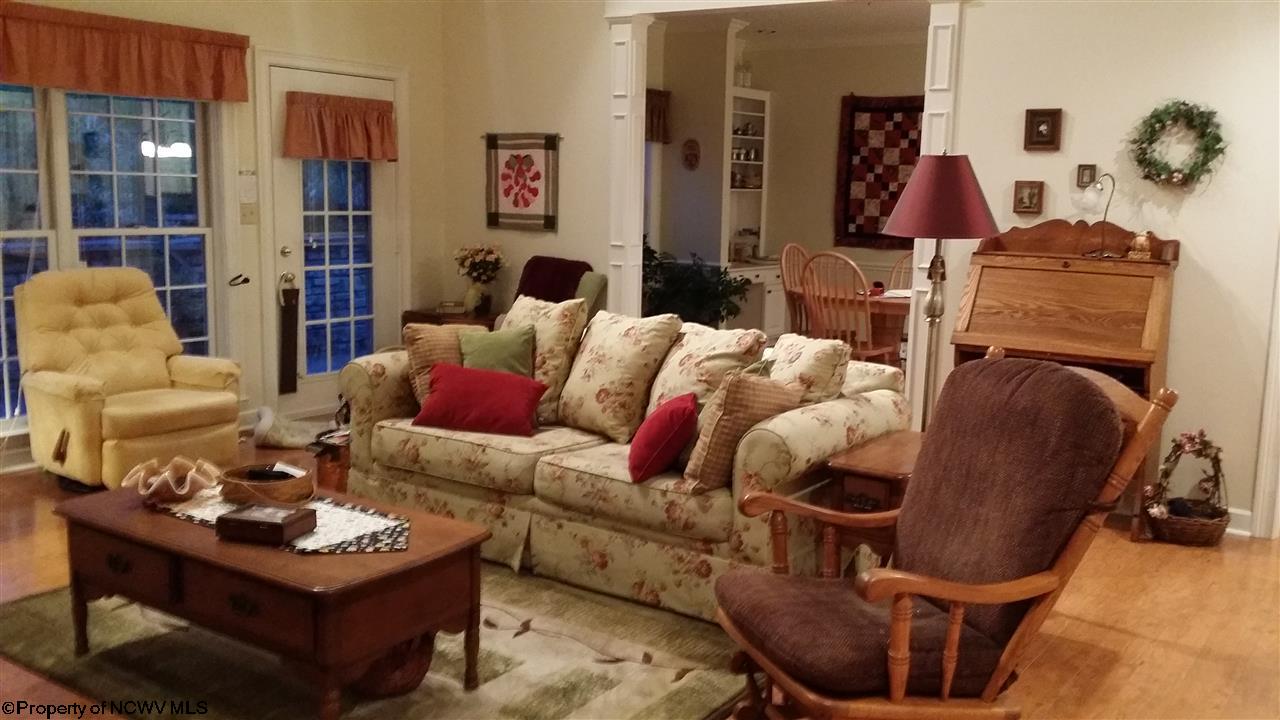 2015 Tanglewood Road Bridgeport, WV 26330 - Photo 5 of 20 Gallery Image 5