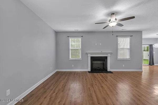 $2,200 | 106 Welcome Way, Sneads Ferry, NC 28460