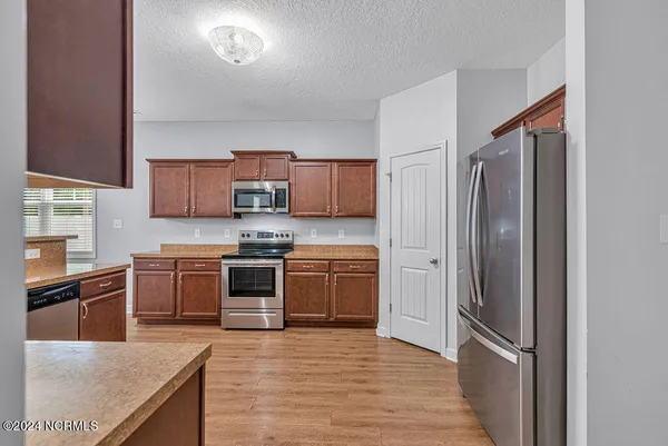 $2,200 | 106 Welcome Way, Sneads Ferry, NC 28460