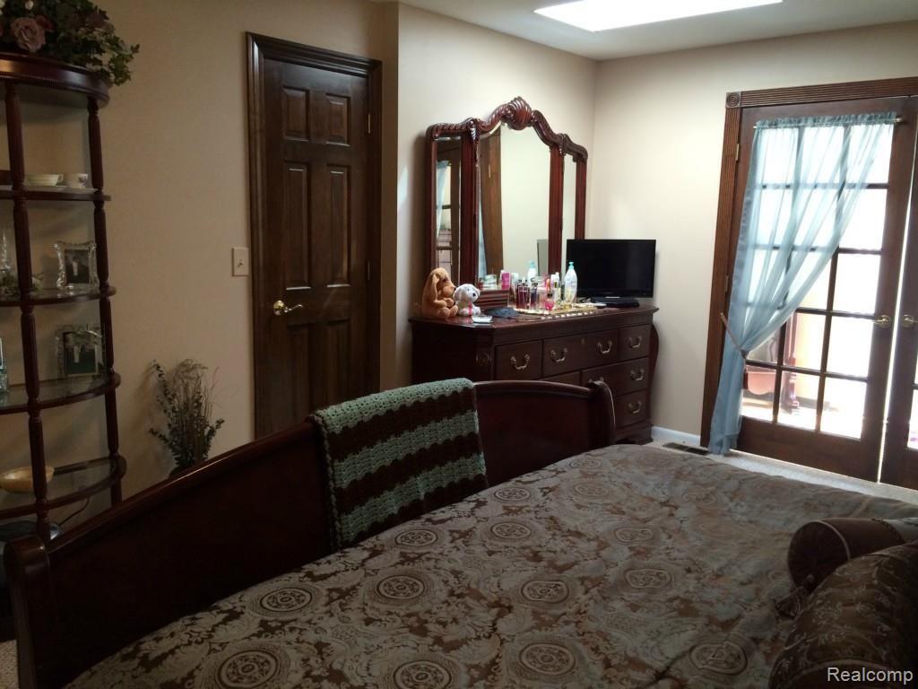 5181 Middleboro Road Grand Blanc, MI 48439 - Photo 24 of 29 5181 middleboro 025.jpg