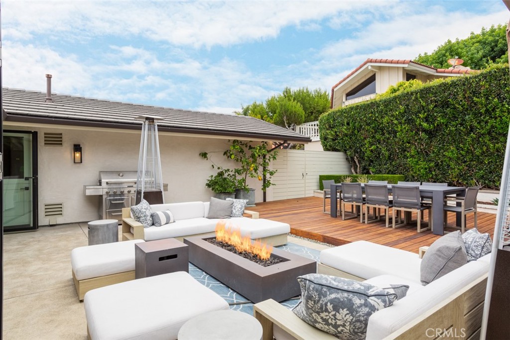704 Emerald Bay Laguna Beach, CA 92651 - Photo 27 of 27 a outdoor living space with furniture and a couch
