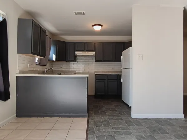 $155,000 | 16325 St Louis Avenue, Markham, IL 60428
